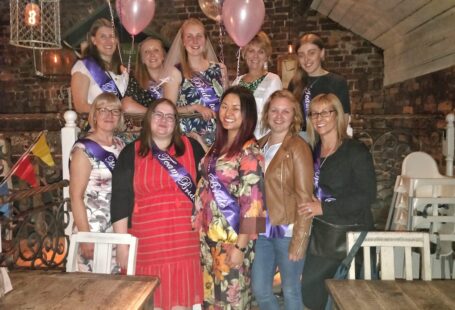 Group photo of the hen party!