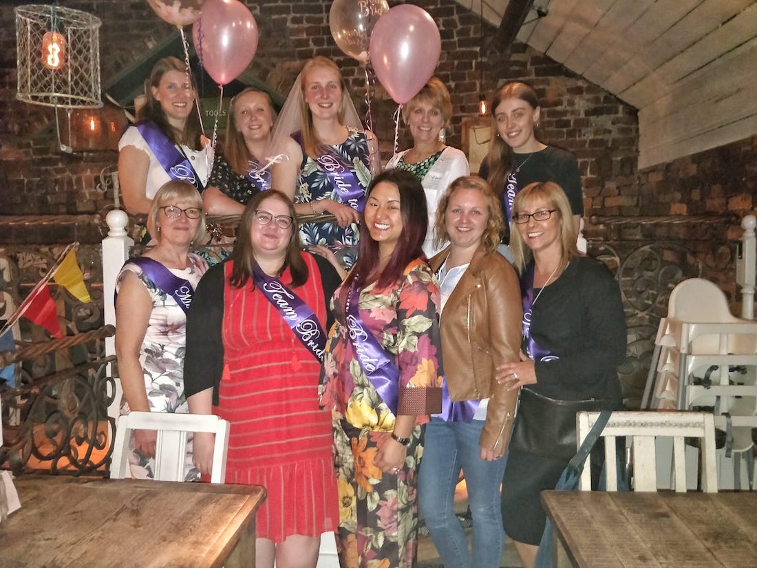 Group photo of the hen party!